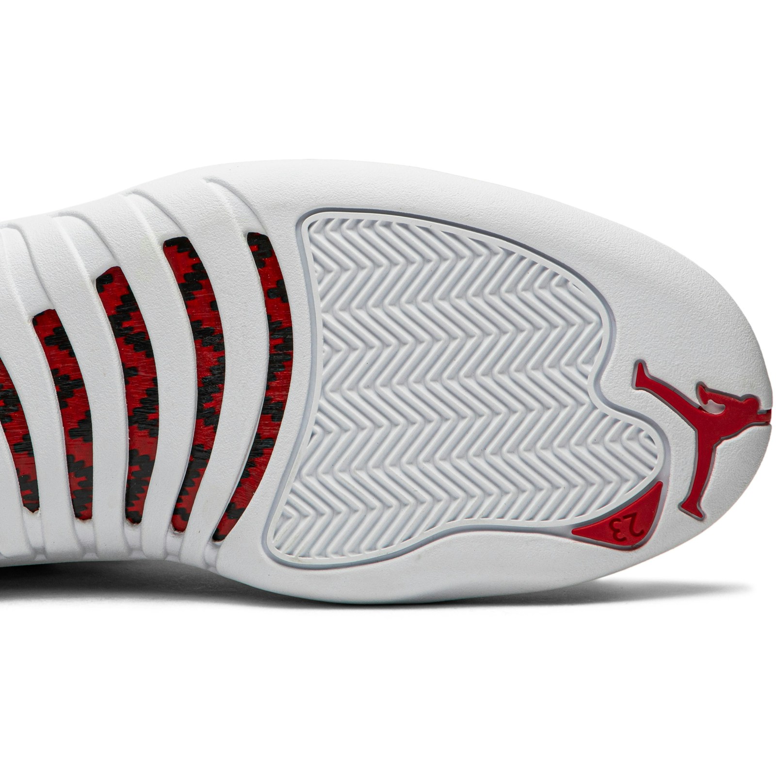 air_jordan_12_retro__fiba__130690_107_4_55051.jpeg
