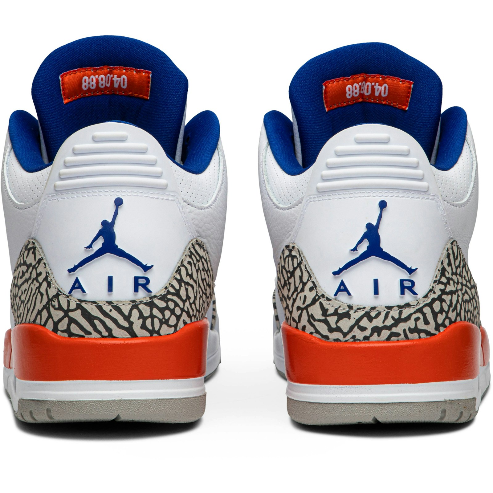 air_jordan_3_retro__knicks__136064_148_5_68109.jpeg
