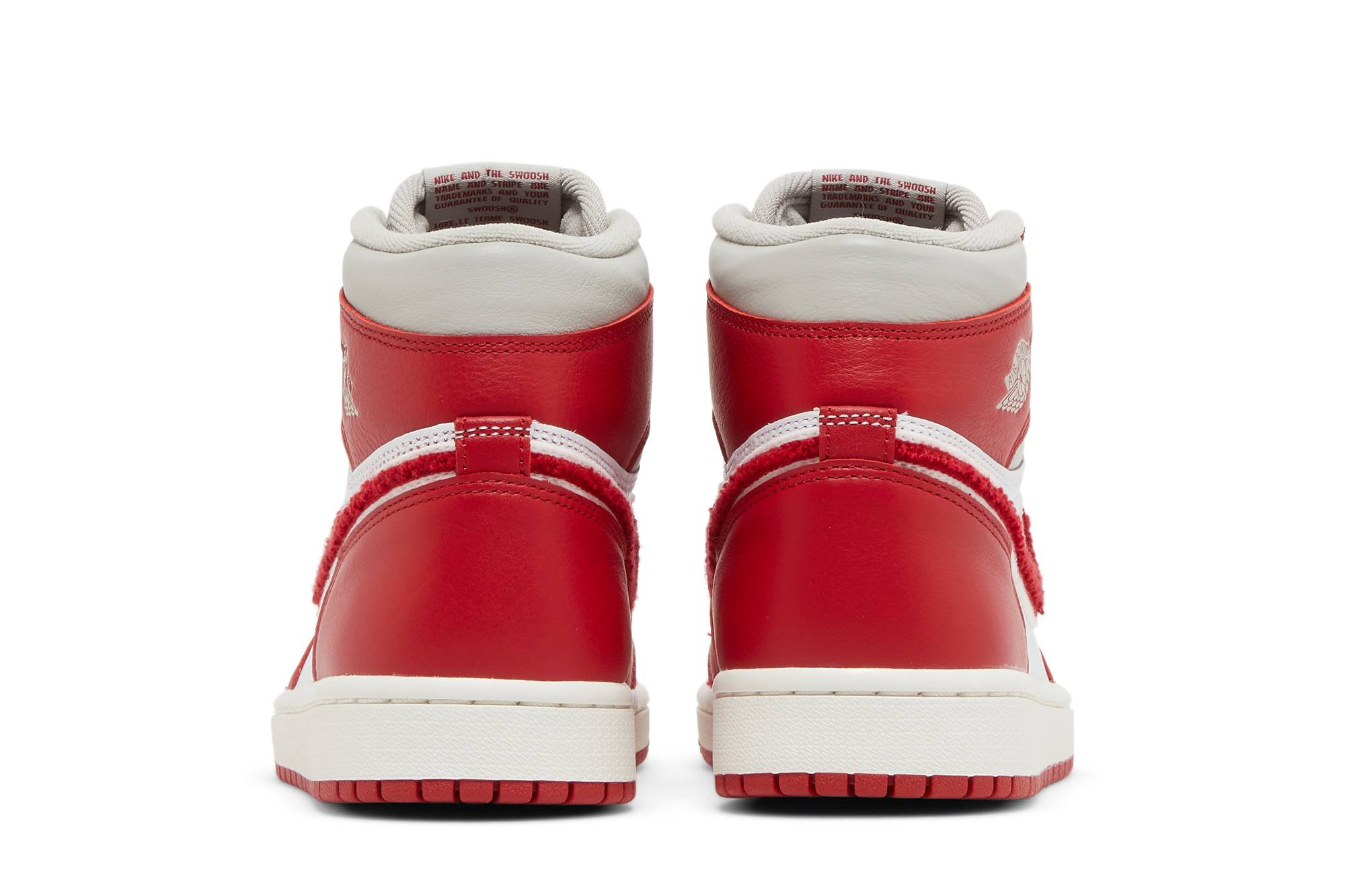 women__air_jordan_1_high_og__chenille__dj4891_061_5_44434.jpeg